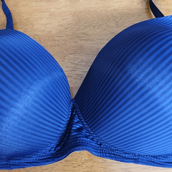 PURE BEAUTY Womens Blue Lightly Lined, Wireless Bra - Size 42D - Picture 2 of 5
